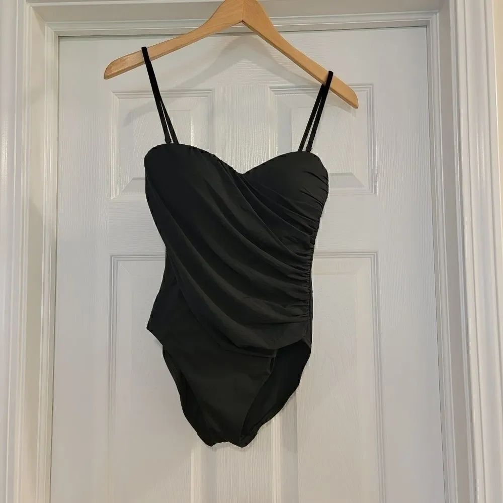 La Blanca Bandeau w Straps Draped Swimsuit size 4